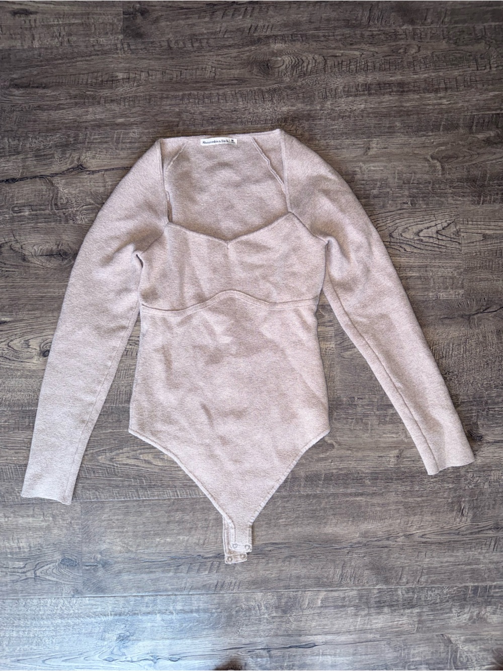 Abercrombie & Fitch Long-Sleeve Square-Neck Bodysuit in Blush
